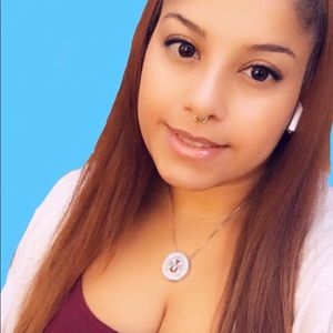 Meet your Posher, Tiffany